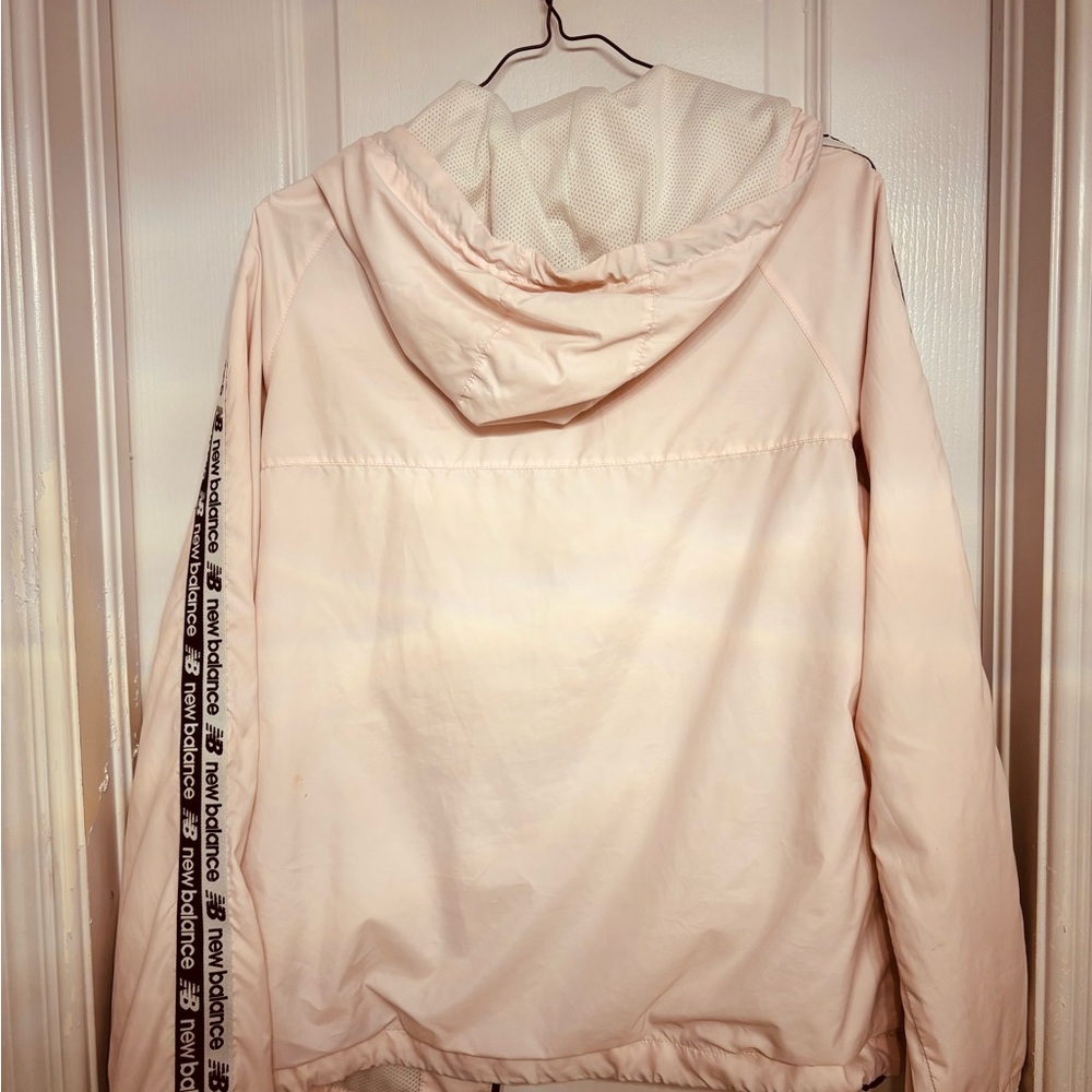 New Balance Light Baby Pink Wind Breaker Jacket with Hood and Stripe Detailing - Picture 4 of 5